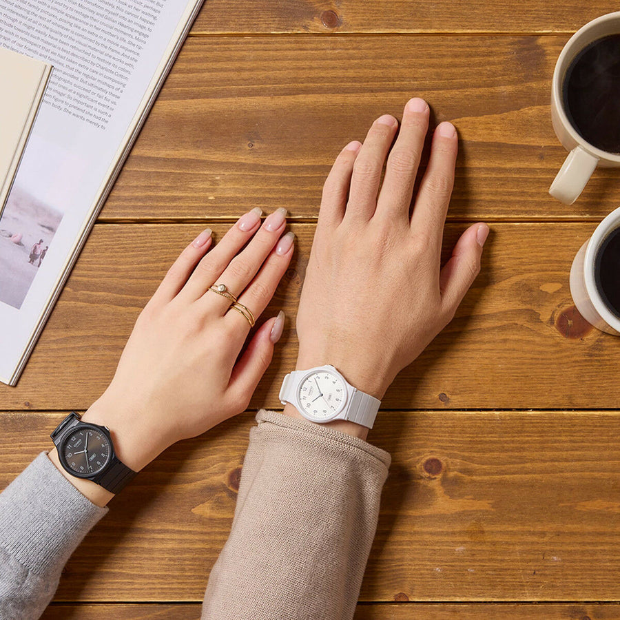 V4H561E2103DCEFF333449AFE5C359D743AR4923026P5